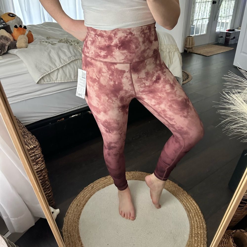 Athleta Women’s Small Elation Printed 7/8 Tight Ballerina Gown Tie Dye Leggings